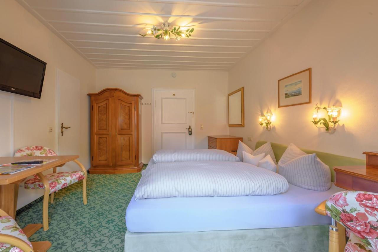 Hotel "Malerwinkel" Gmbh Seeon-Seebruck Quarto foto